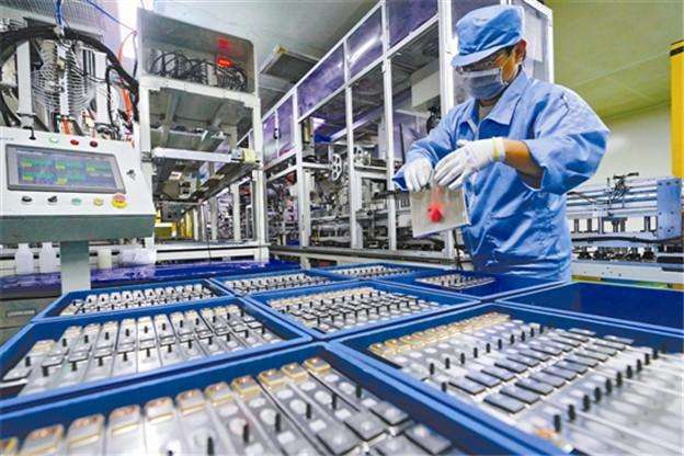 擬投資15億元建設(shè)硅碳負(fù)極、添加劑等鋰電材料項(xiàng)目